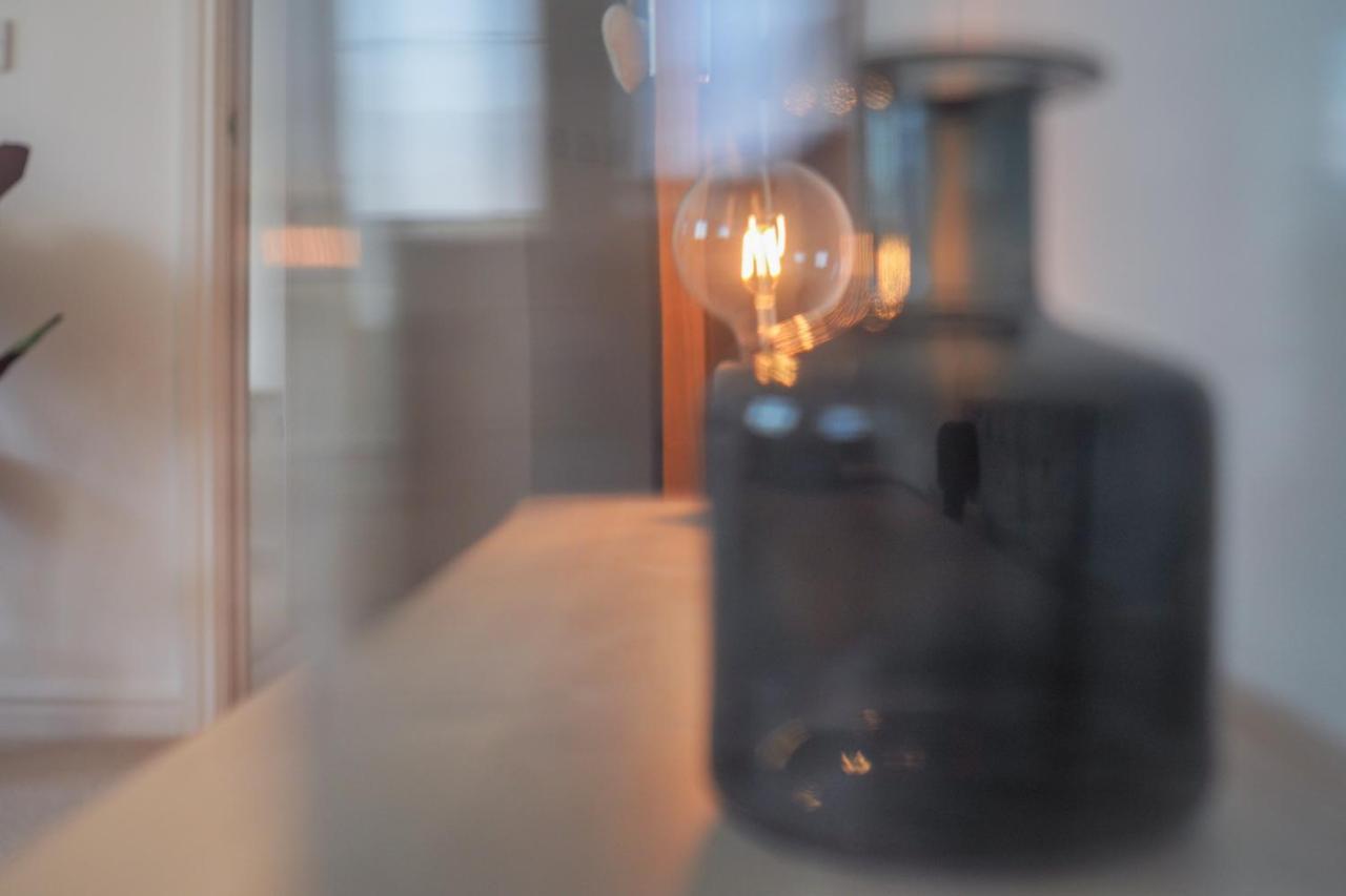 Stylish Apartment With Private Parking Cardiff Buitenkant foto